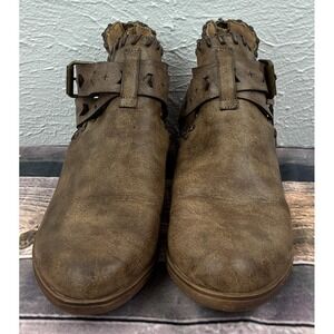 Sugar Soho Girl Ankle Boots Womens 8 Brown Buckle Fringe Western